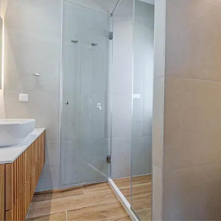 - Mara Villa Kalámi