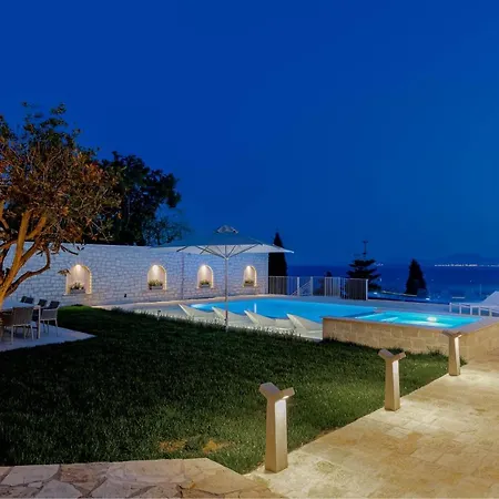 - Mara Villa Kalami (Corfu)